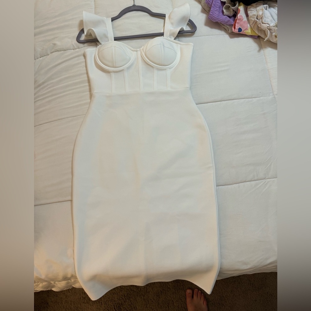 White corset lined dress with slit in the back